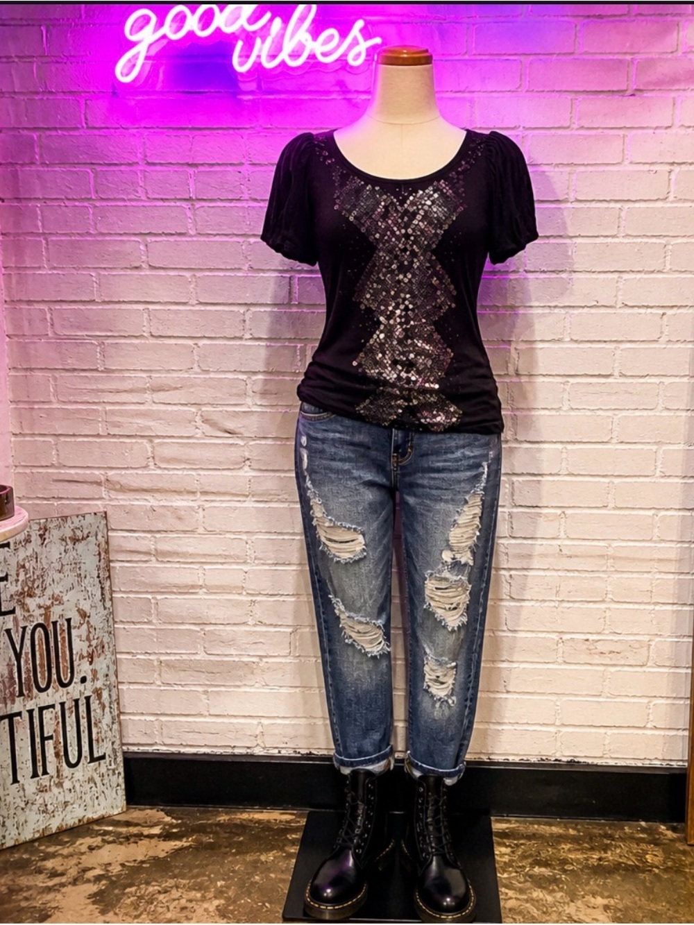 Women's Black Sequin-Front Puff Sleeve Top